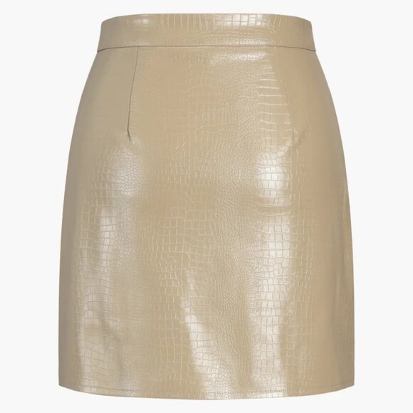 Commense NWT Faux Croc Leather Mini Skirt in Khaki size XS - Picture 2 of 6